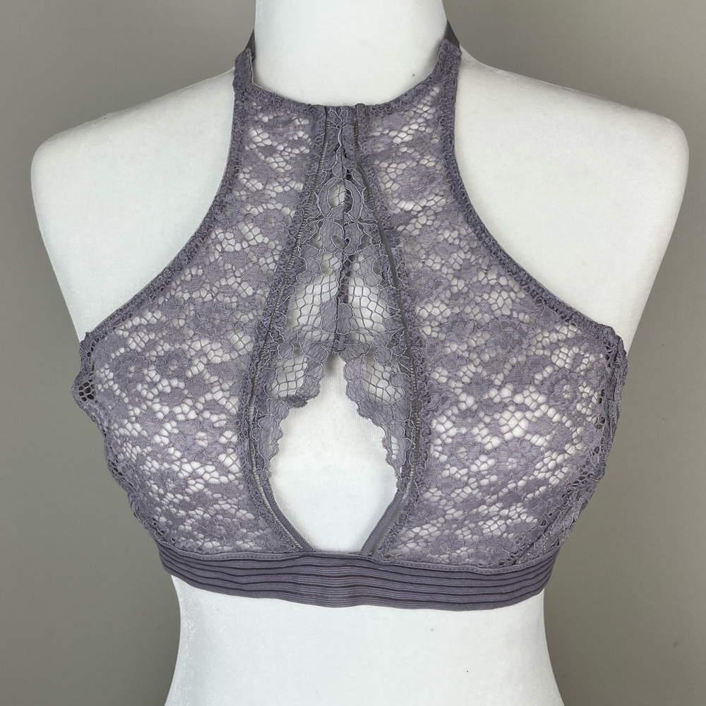 Victoria’s Secret Very Sexy Lace Halter Bralette - Picture 2 of 9